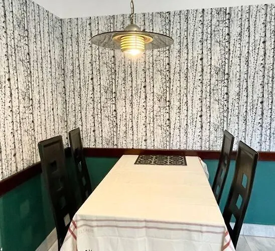 Willa Beautiful With Garden In