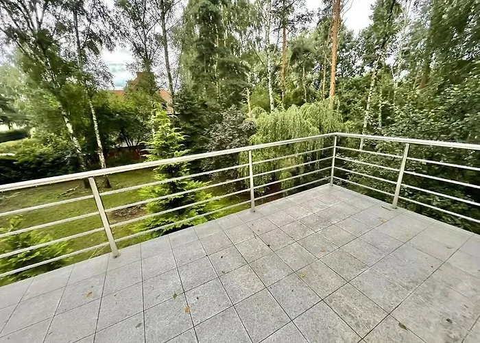 Beautiful With Garden In Willa